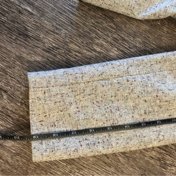 Gorgeous Suit from The Limited with an XS Blazer and Size 6 Pants - Picture 13 of 13